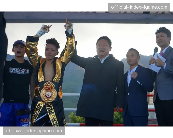 日本选手井冈一翔分歧判定战胜墨西哥拳手，卫冕WBA超蝇量级金腰带